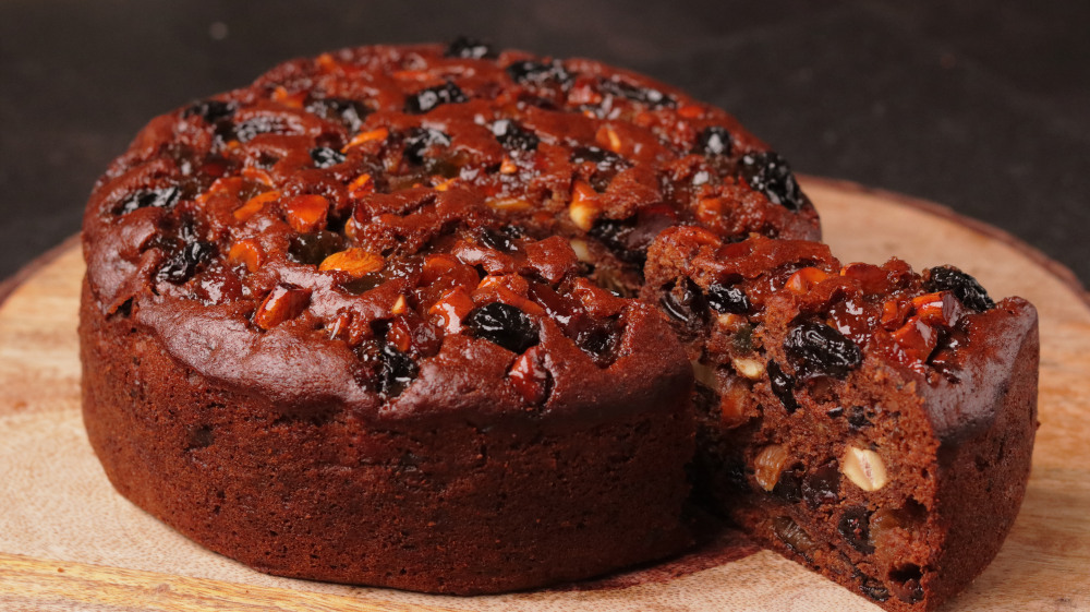 Feeding your Christmas Cake - Kevin Dundon online cookery courses-sgquangbinhtourist.com.vn